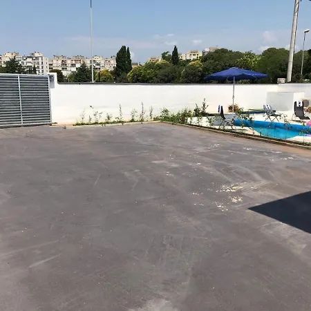 Semesterbostad House With A Swimming Pool - 14133 Zadar