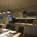 Будинок відпочинку House With A Swimming Pool - 14133